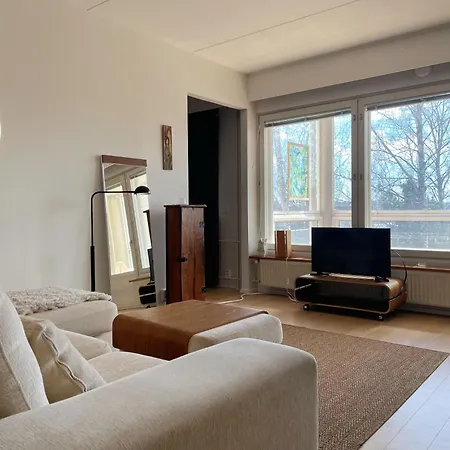 Apartment Private Sauna & Free Parking Spacious 1br Near Airport No Elevator *