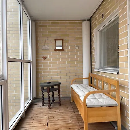 Private Sauna & Free Parking Spacious 1br Near Airport No Elevator