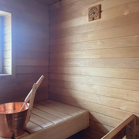 Private Sauna & Free Parking Spacious 1br Near Airport No Elevator Vantaa