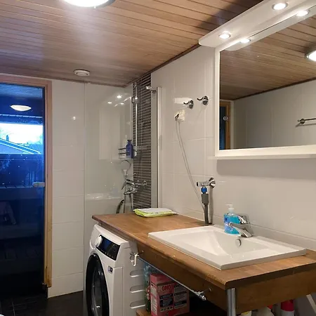 Private Sauna & Free Parking Spacious 1br Near Airport No Elevator *
