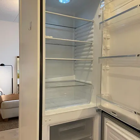 Private Sauna & Free Parking Spacious 1br Near Airport No Elevator *